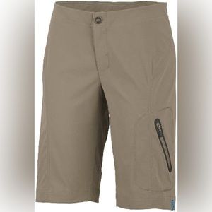 Columbia | NWOT Just Right Advanced Repellency Woven Short Size 8